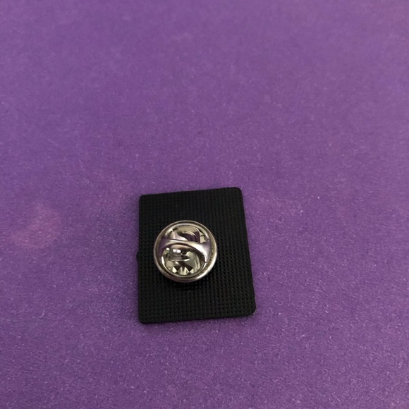 X-Files Mulder Simpson wallet gag pin #simpsons #xfiles - Picture 3 of 3